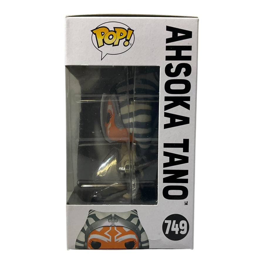 Star Wars #749 Ahsoka Tano Funko Pop (Imperfect Box)