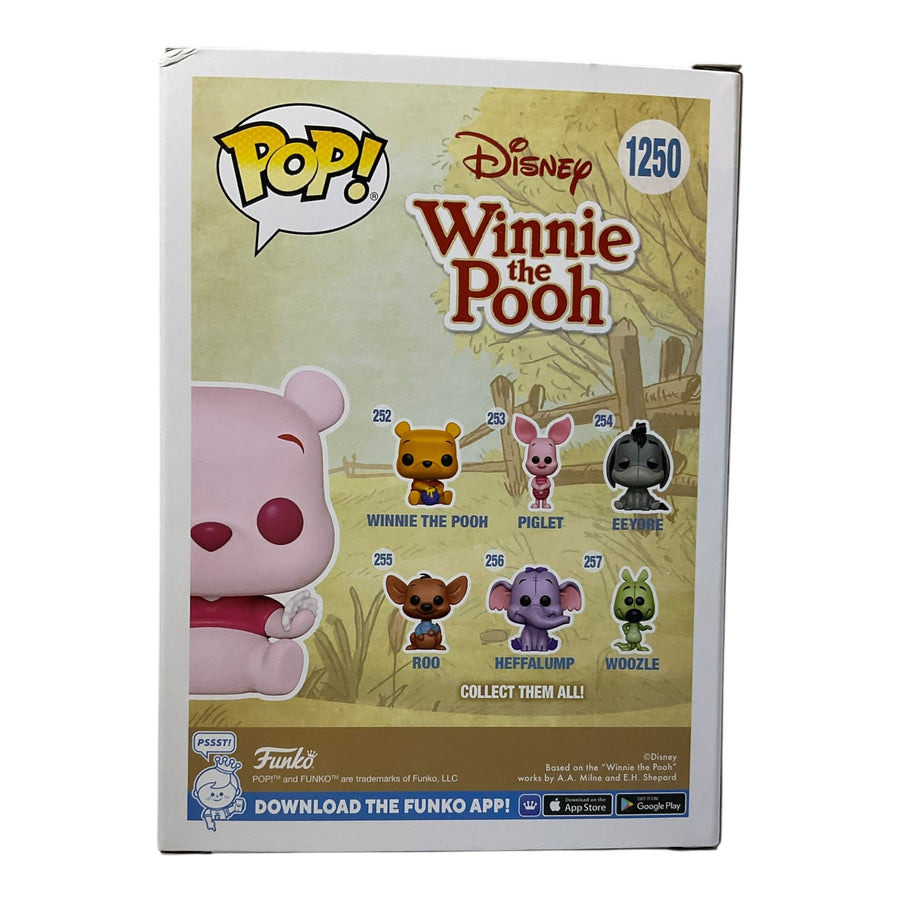 Disney #1250 Winnie The Pooh Flocked Hot Topic Exclusive Funko Pop (Imperfect Box)