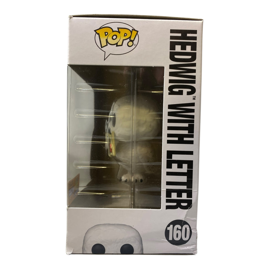 Harry Potter #160 Hedwig With Letter 2023 WonderCon Funko Pop (Imperfect Box)