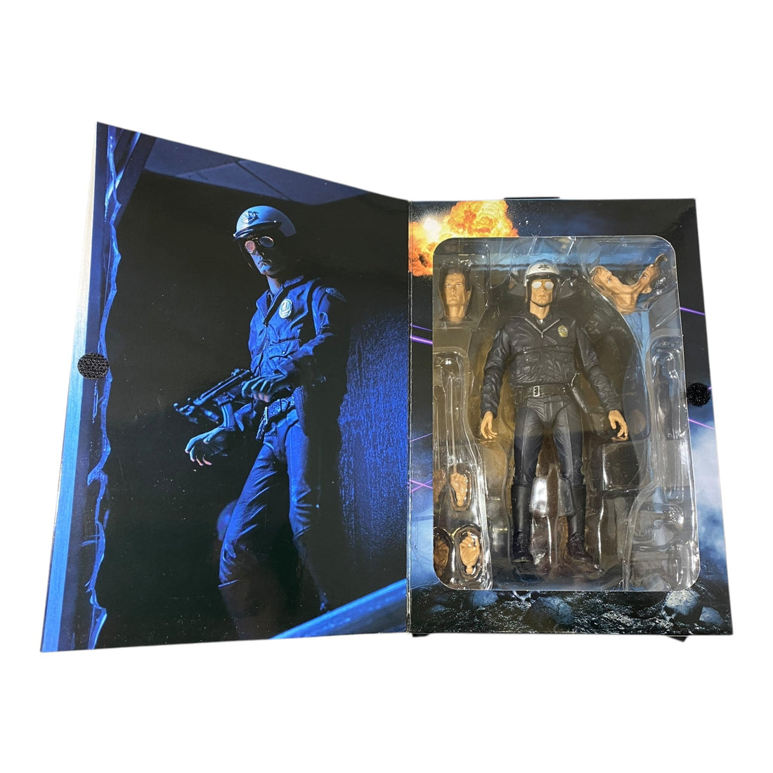 Terminator 2 T-1000 Motorcycle Cop 7-Inch Scale Action Figure (Imperfect Box)